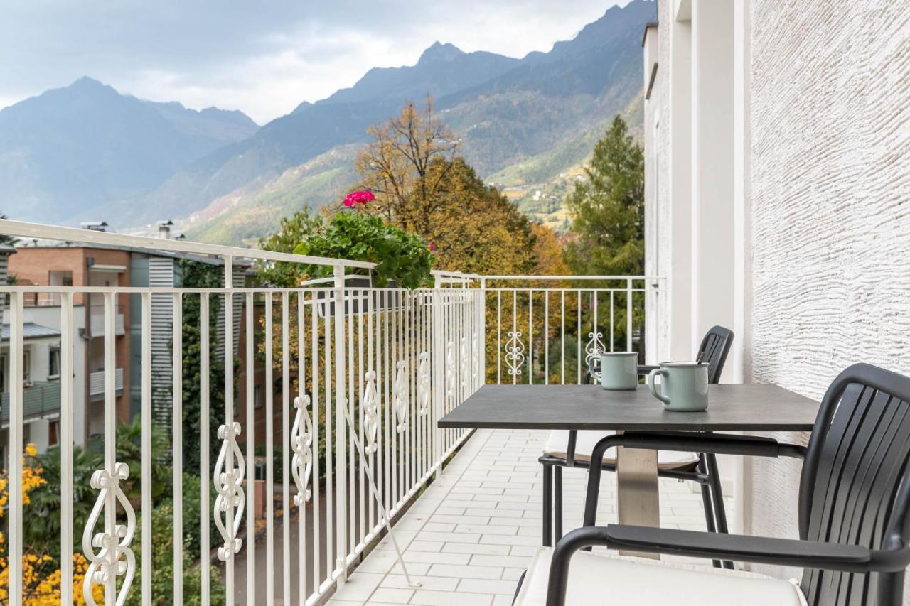 Der Ladurner Hof - Wohnen Am Weinberg Apartment Merano Exterior photo