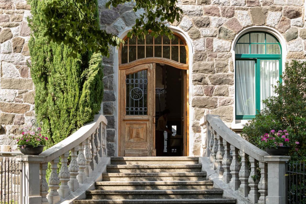 Der Ladurner Hof - Wohnen Am Weinberg Apartment Merano Exterior photo